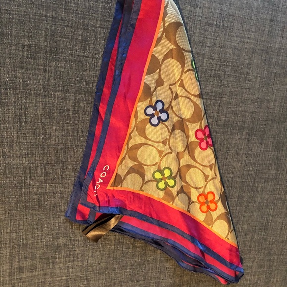 Coach silk scarf - Picture 3 of 3